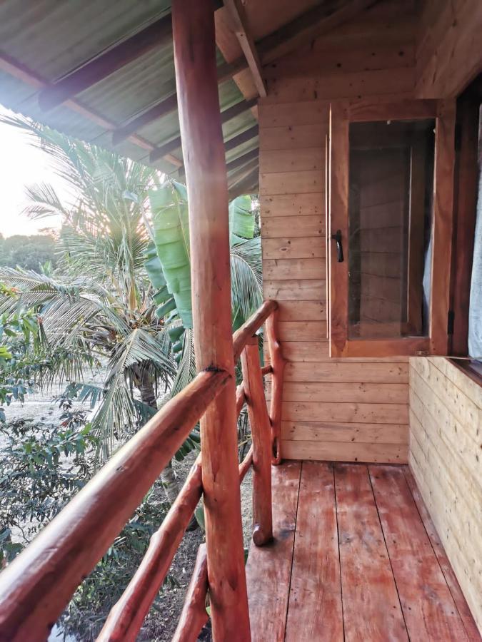 Lake Side View Cabana 蒂瑟默哈拉默 外观 照片